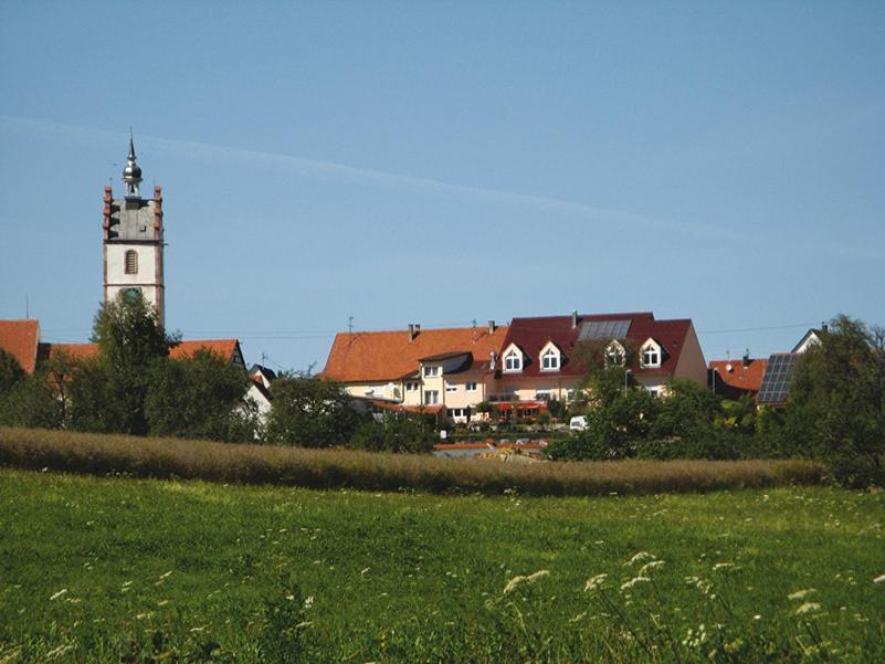 Hotel-Gasthof Sternen Winterlingen Экстерьер фото